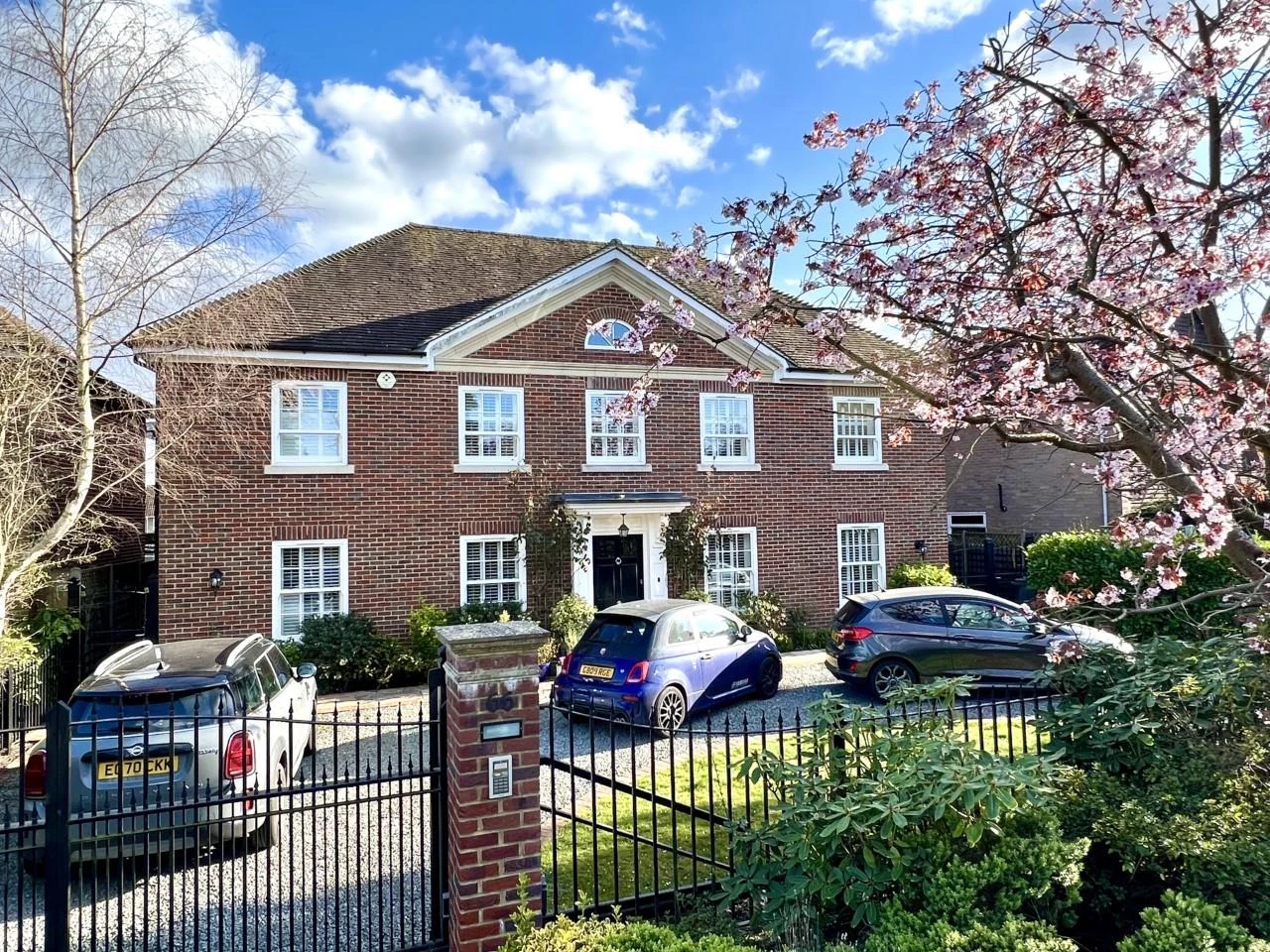 66 Spurgate Hutton Mount Brentwood CM13