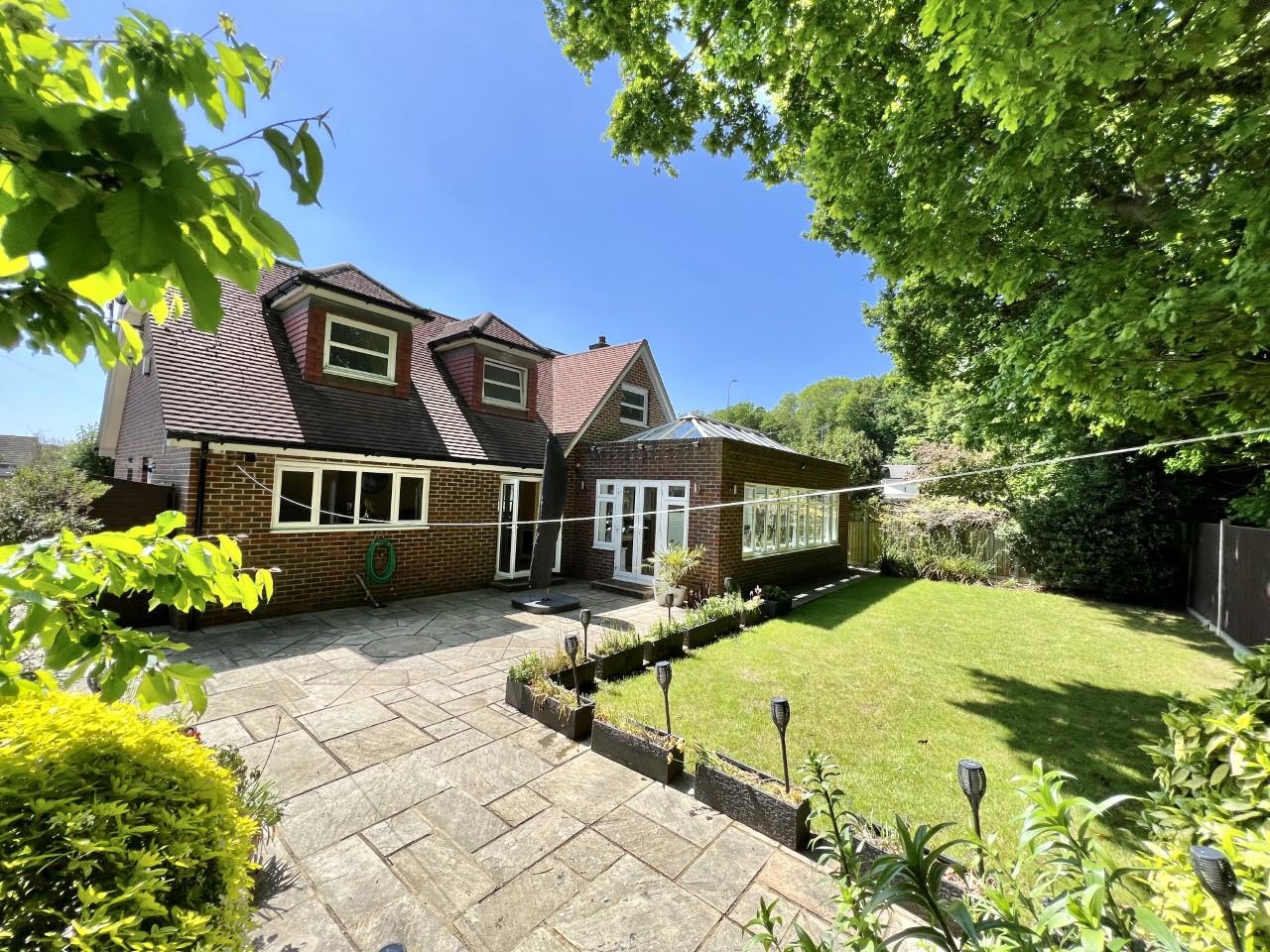 Property For Sale 78a Victors Crescent, Hutton, CM13 4 Bedroom Chalet