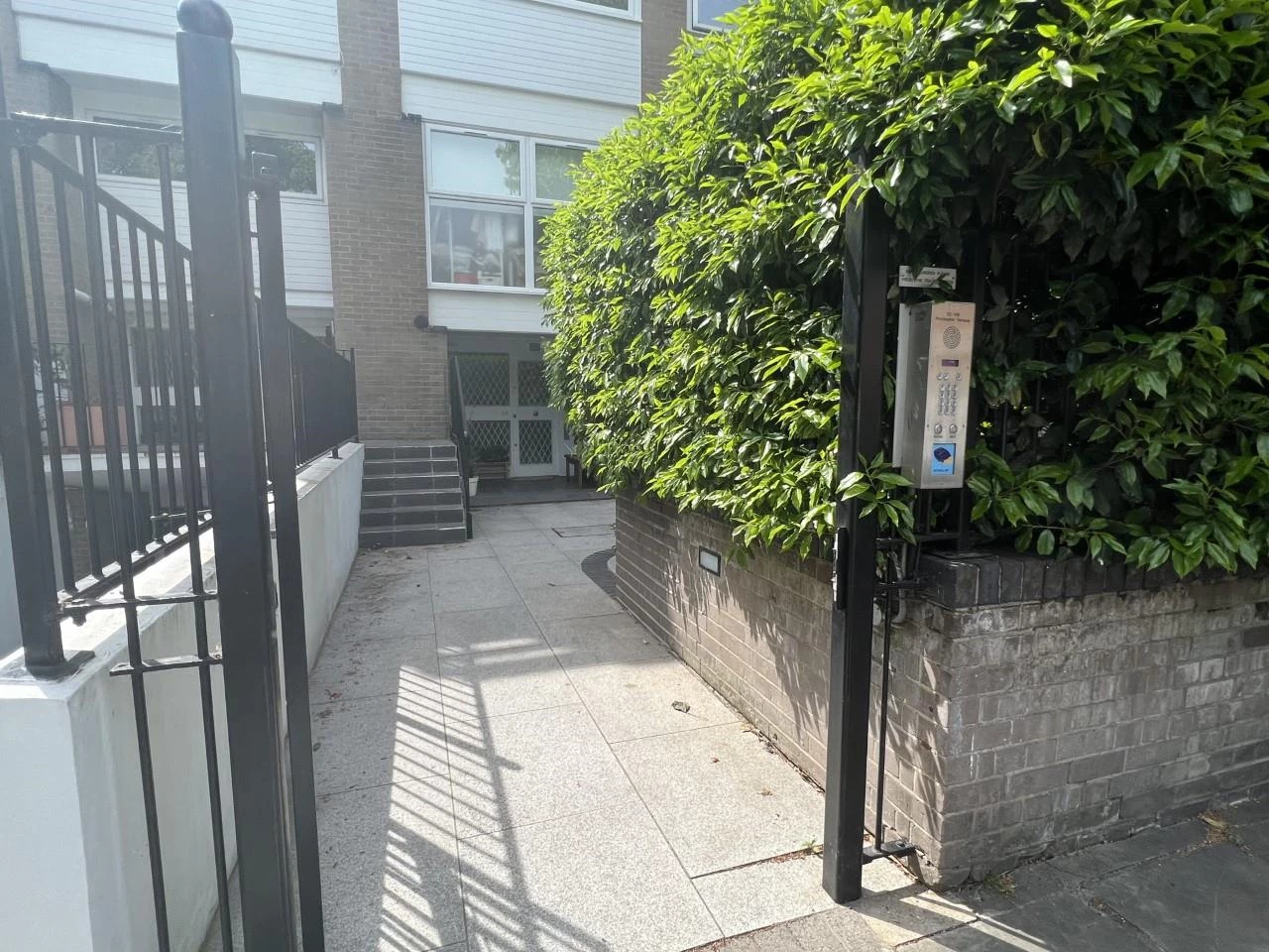 PORCHESTER8.jpg