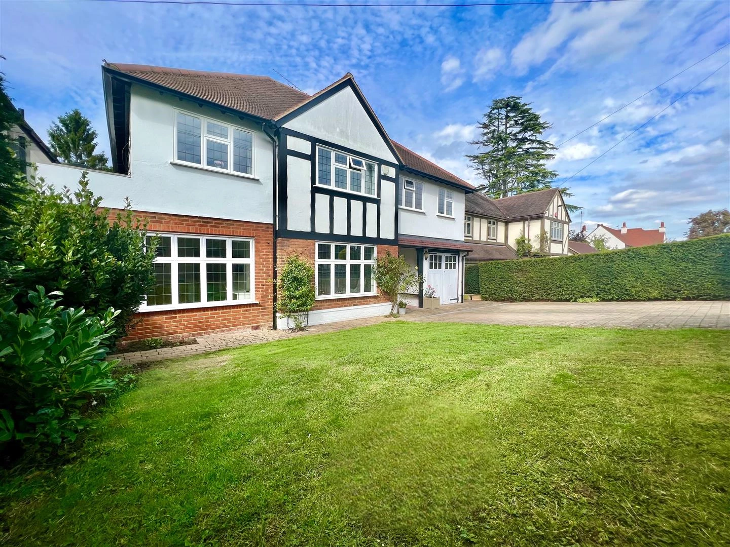 Worrin Road Old Shenfield Brentwood CM15