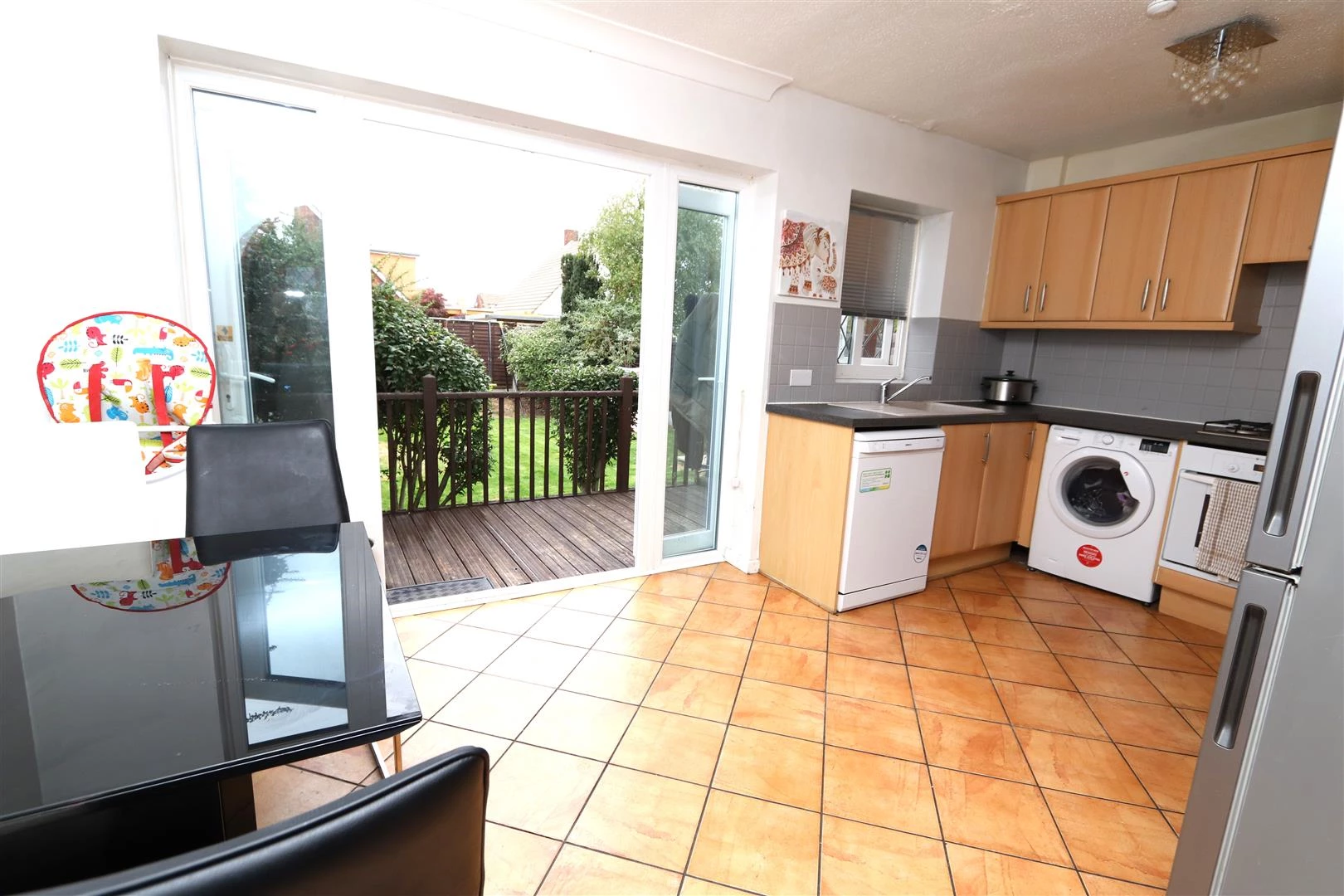 KITCHEN/DINER