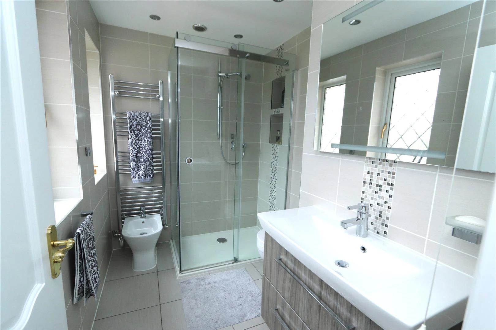 En-Suite Shower Room