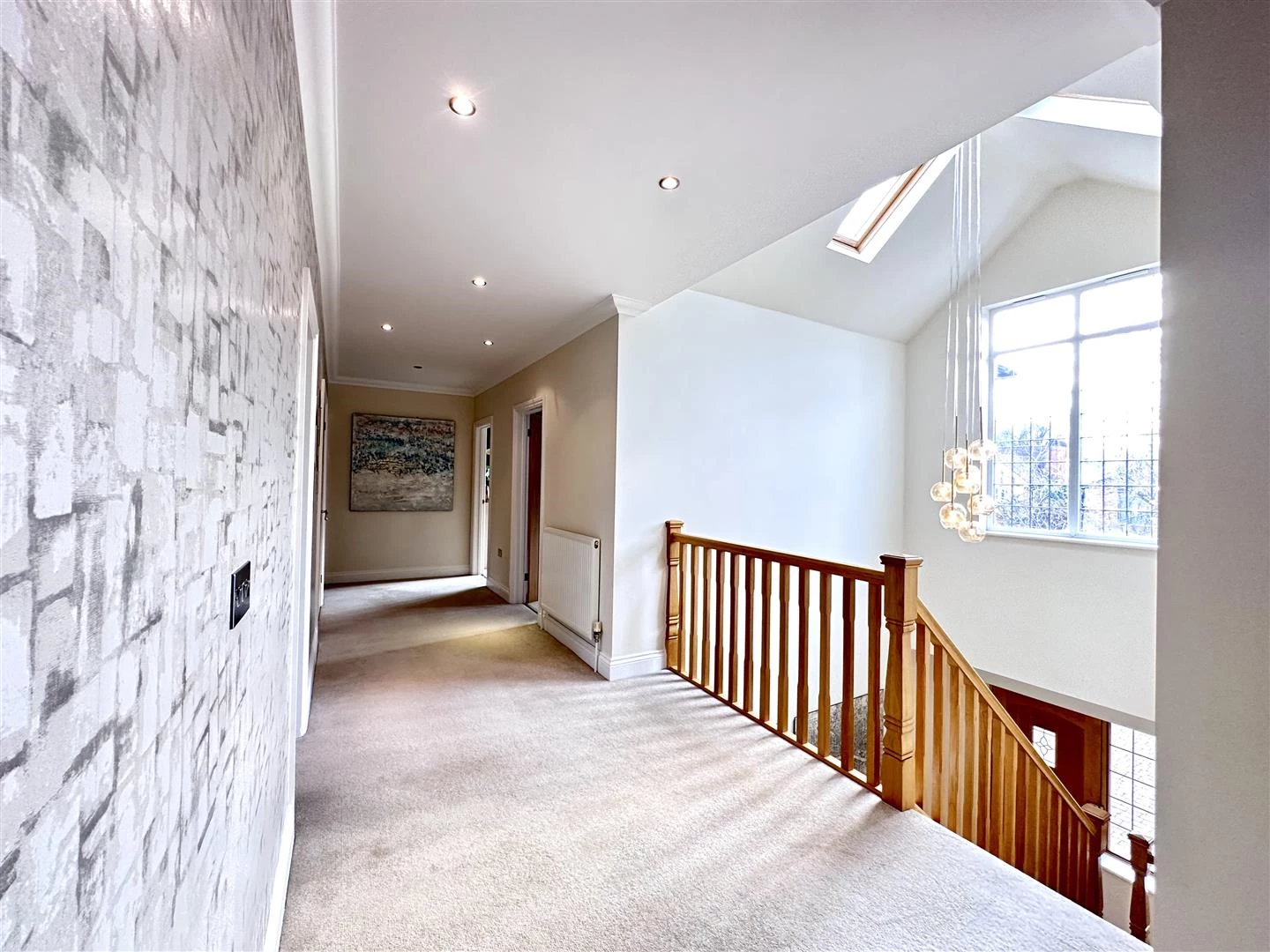 FIRST FLOOR LANDING