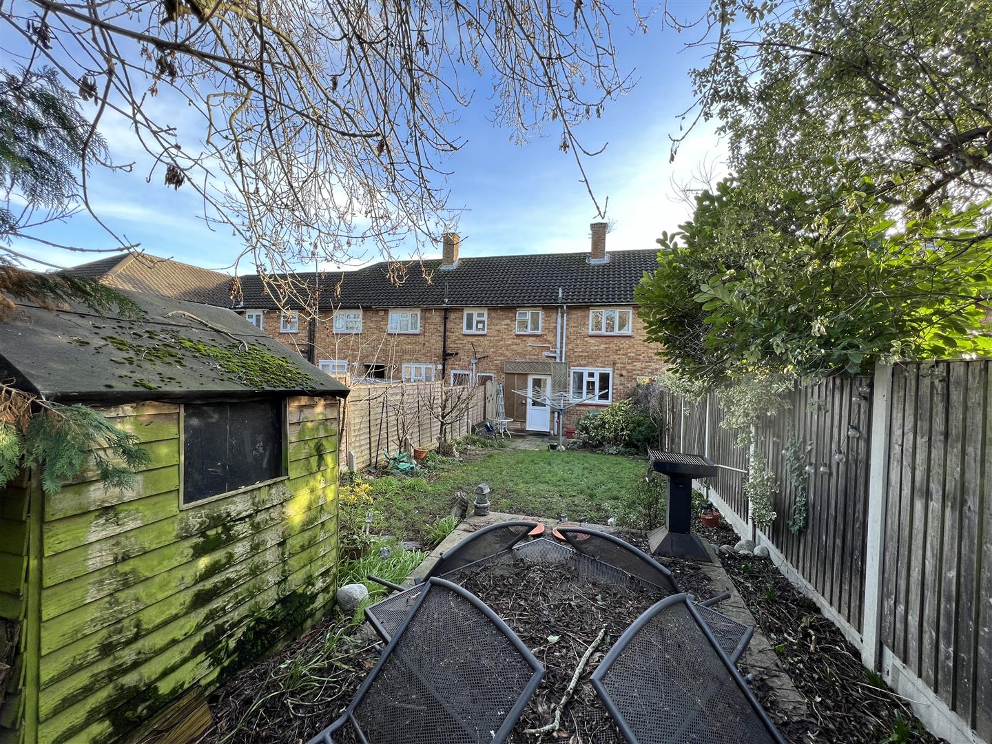 Property To Rent Fielding Way, Hutton, CM13 2 Bedroom Terraced through Meacock & Jones