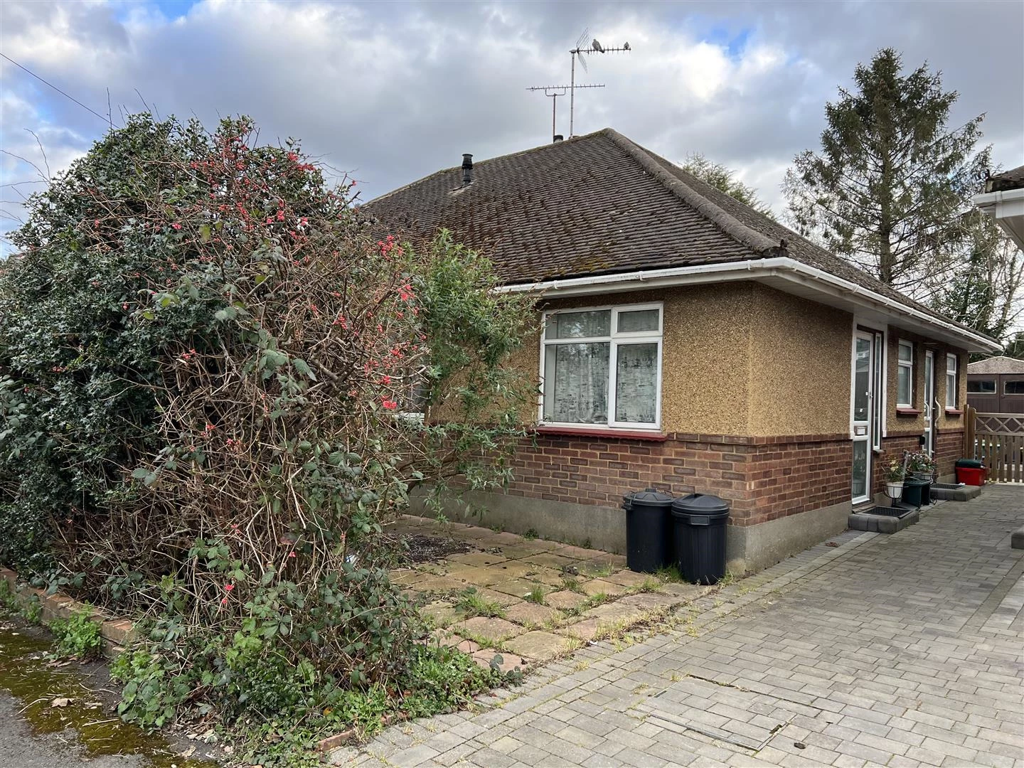 Catherine Close Pilgrims Hatch Brentwood CM15