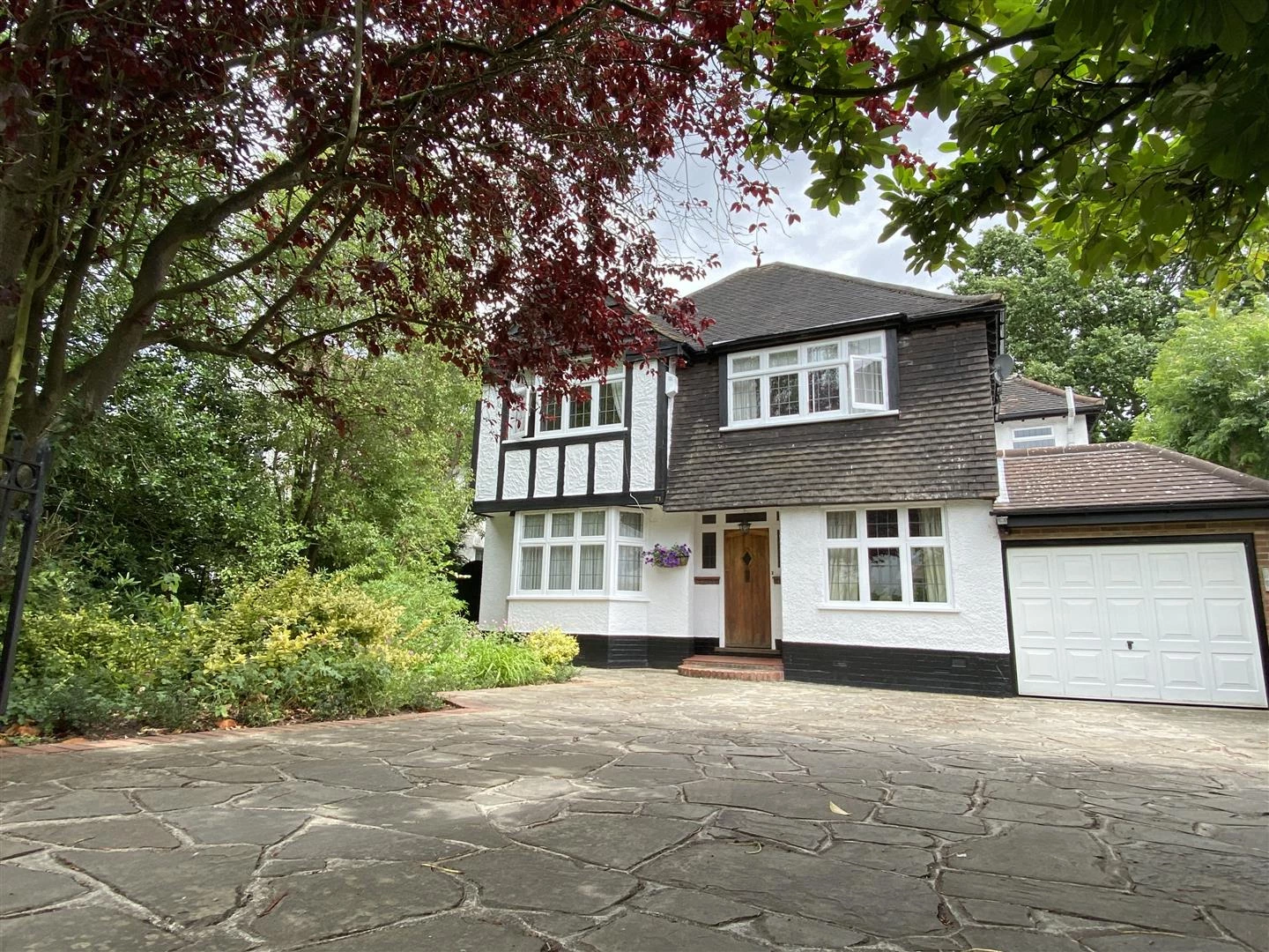 Worrin Road Old Shenfield Brentwood CM15
