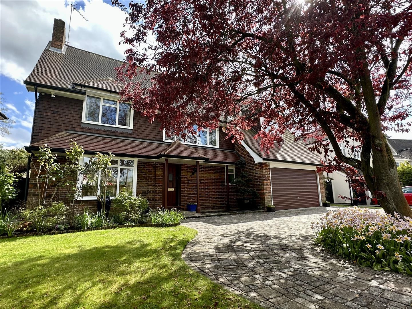 15 Roundwood Grove Hutton Mount Brentwood CM13