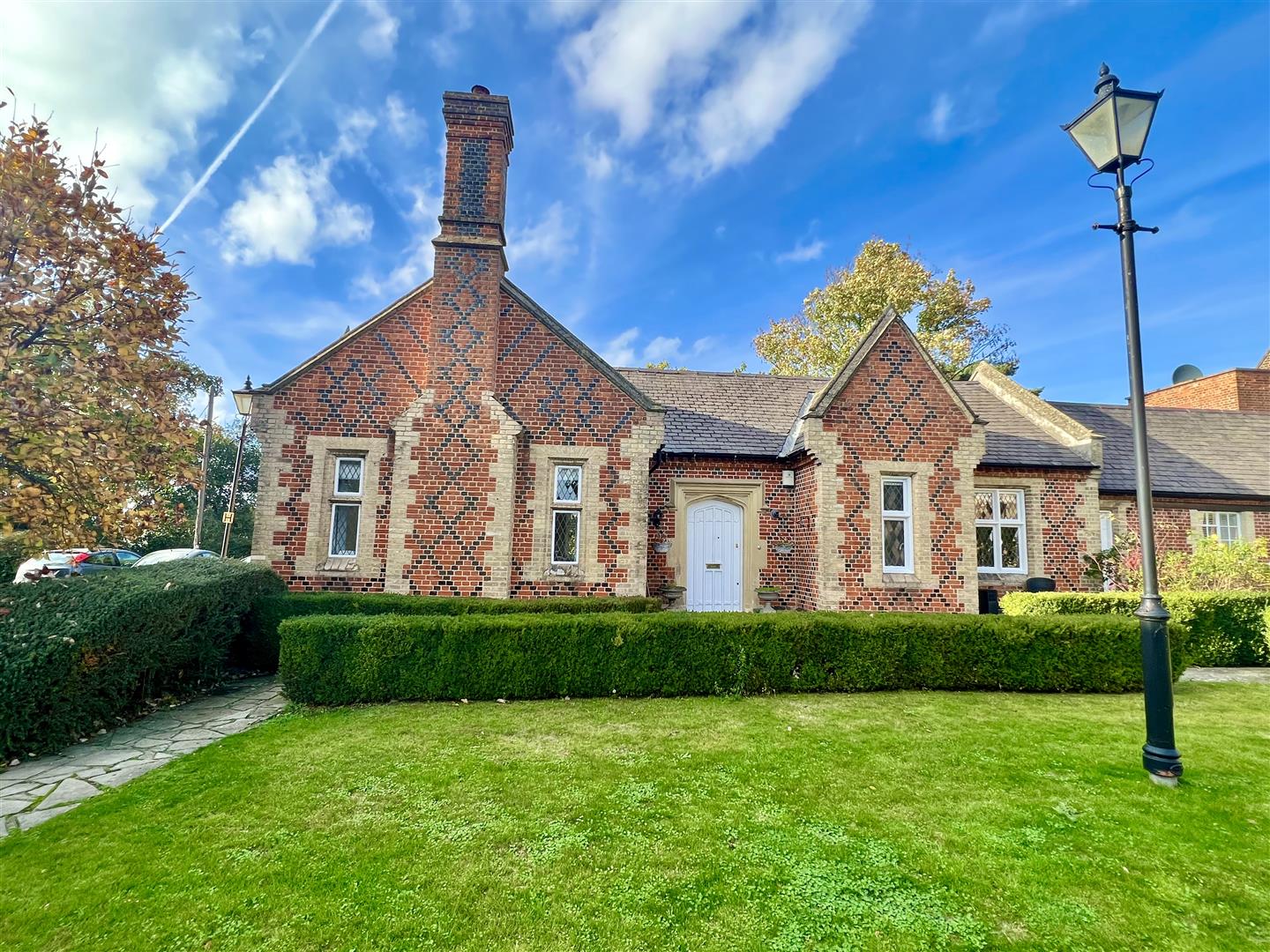 Property To Rent Grey Lady Place, Billericay, CM11 2 Bedroom Apartment through Meacock & Jones