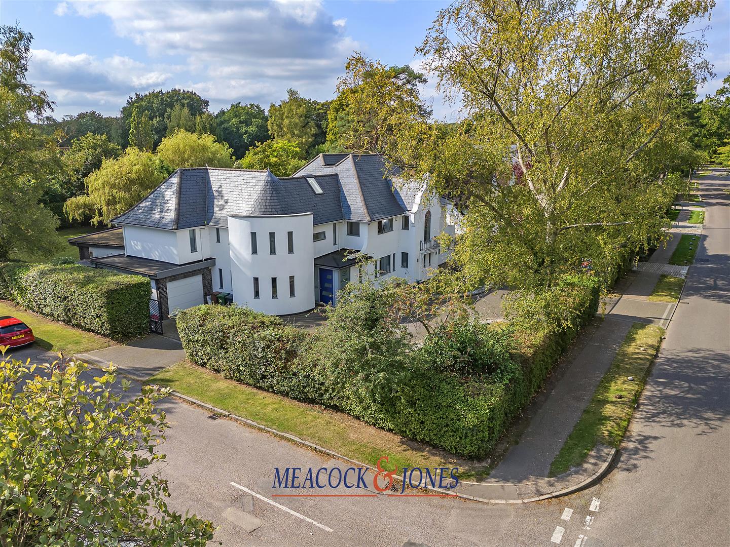 Property photo: Hutton Mount, Brentwood, CM13