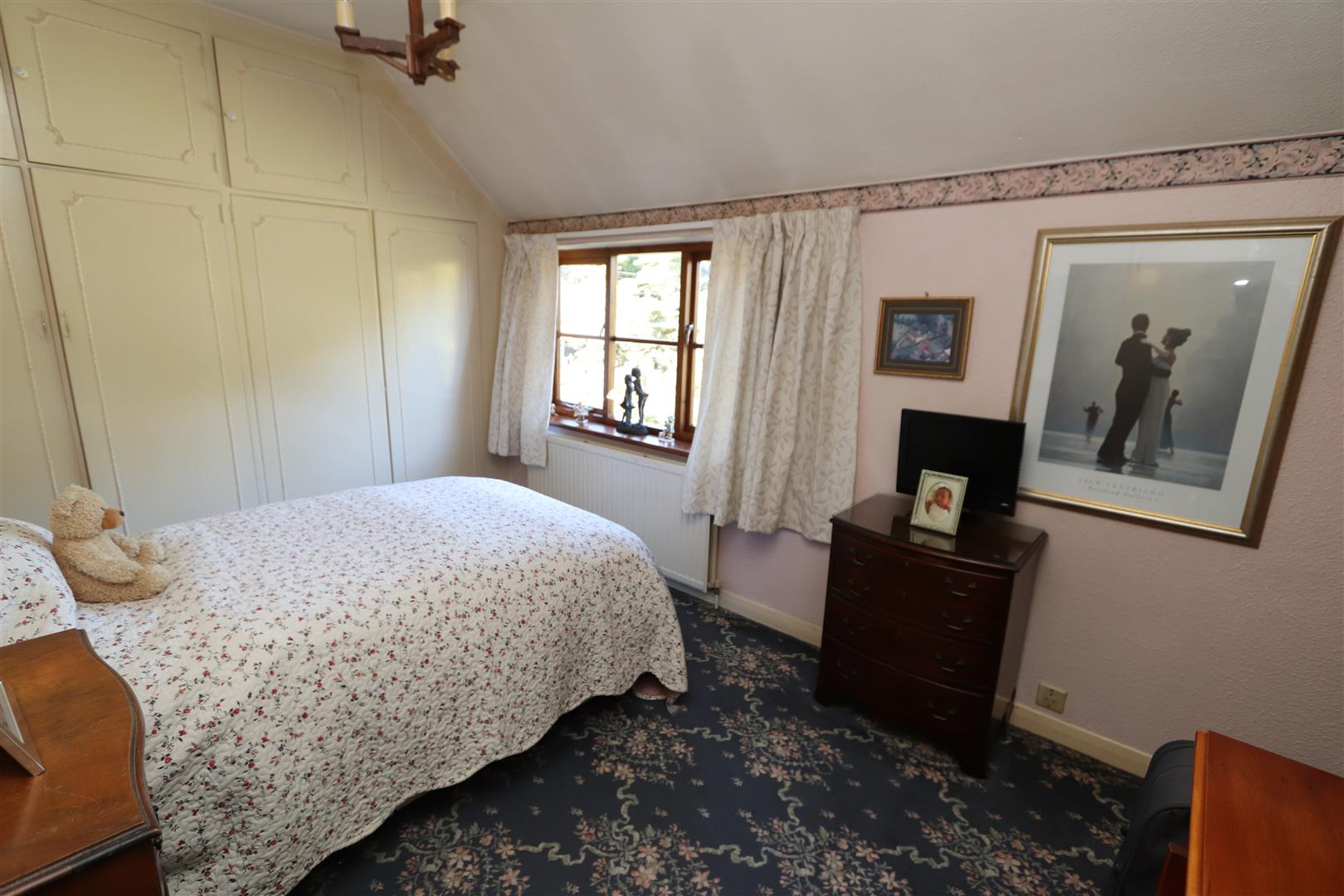 Property For Sale Hall Lane, Shenfield, CM15 3 Bedroom Semi Detached