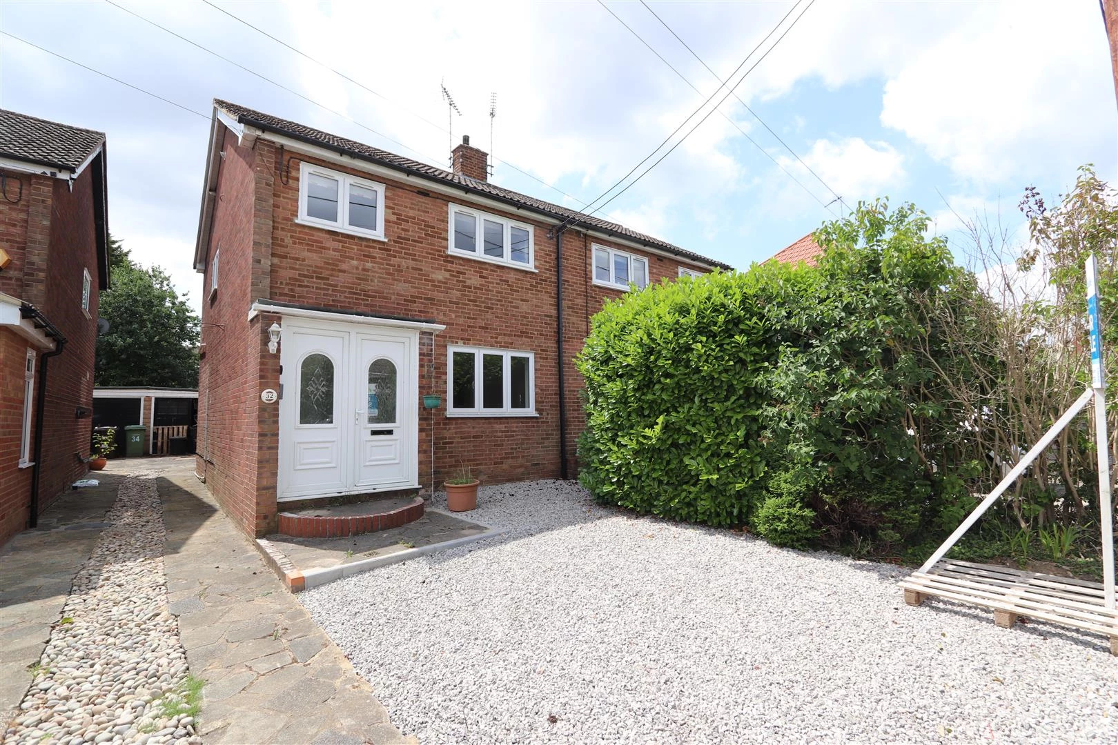 Tennyson Road Hutton Poets Brentwood CM13
