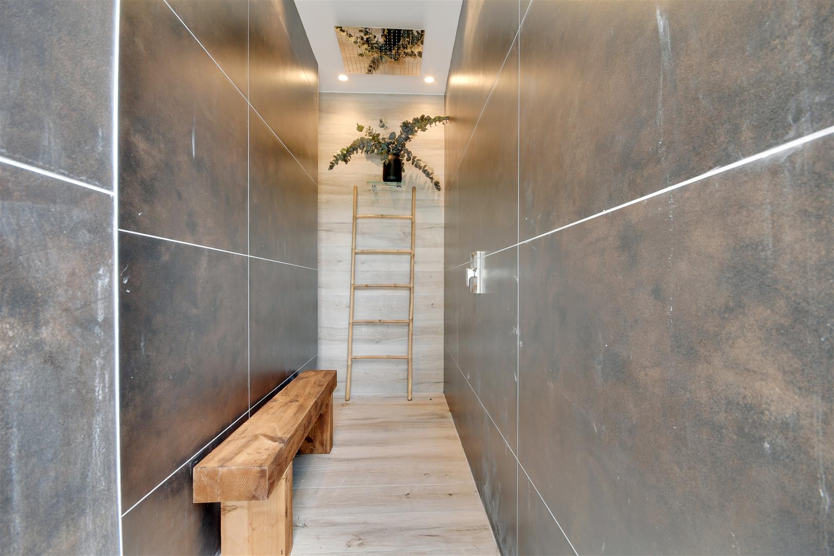 Property For Sale Friars Avenue, Shenfield, CM15 4 Bedroom Detached