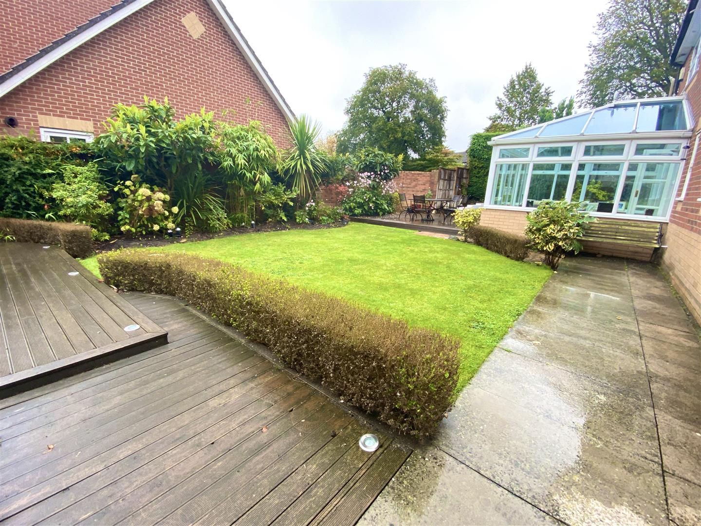 Property For Sale Bannister Drive, Hutton Poplars, CM13 4 Bedroom