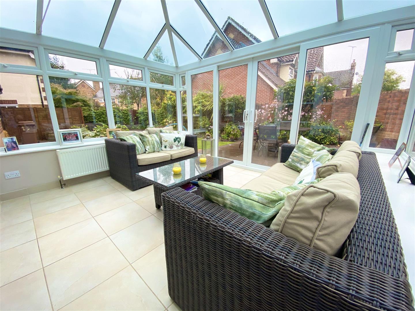 Property For Sale Bannister Drive, Hutton Poplars, CM13 4 Bedroom