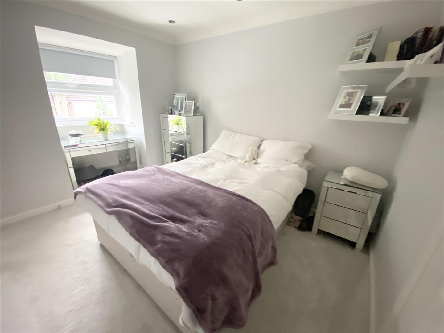 Property For Sale Bannister Drive, Hutton Poplars, CM13 4 Bedroom