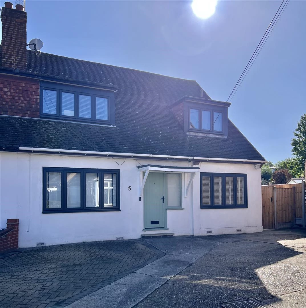 Oakbank Hutton Brentwood CM13