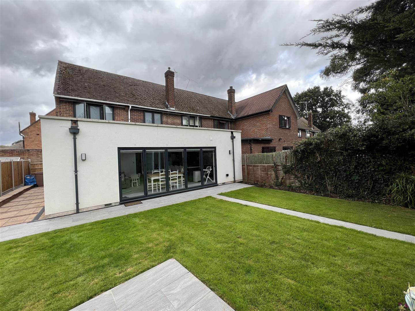 Property For Sale Oakbank, Hutton, CM13 4 Bedroom Semi Detached