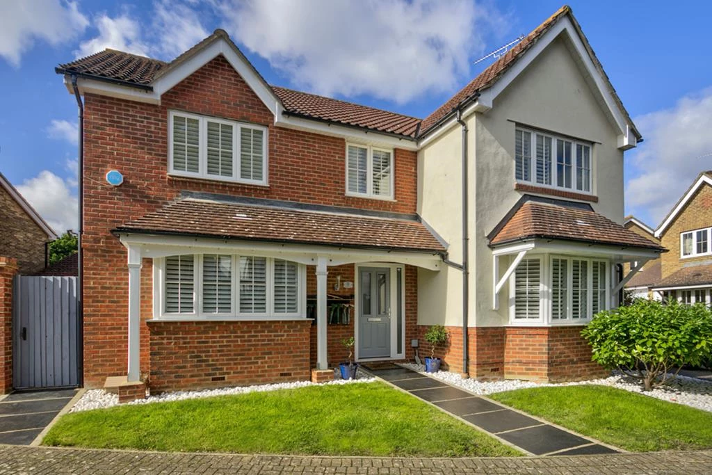 Lodge Close Hutton Brentwood CM13
