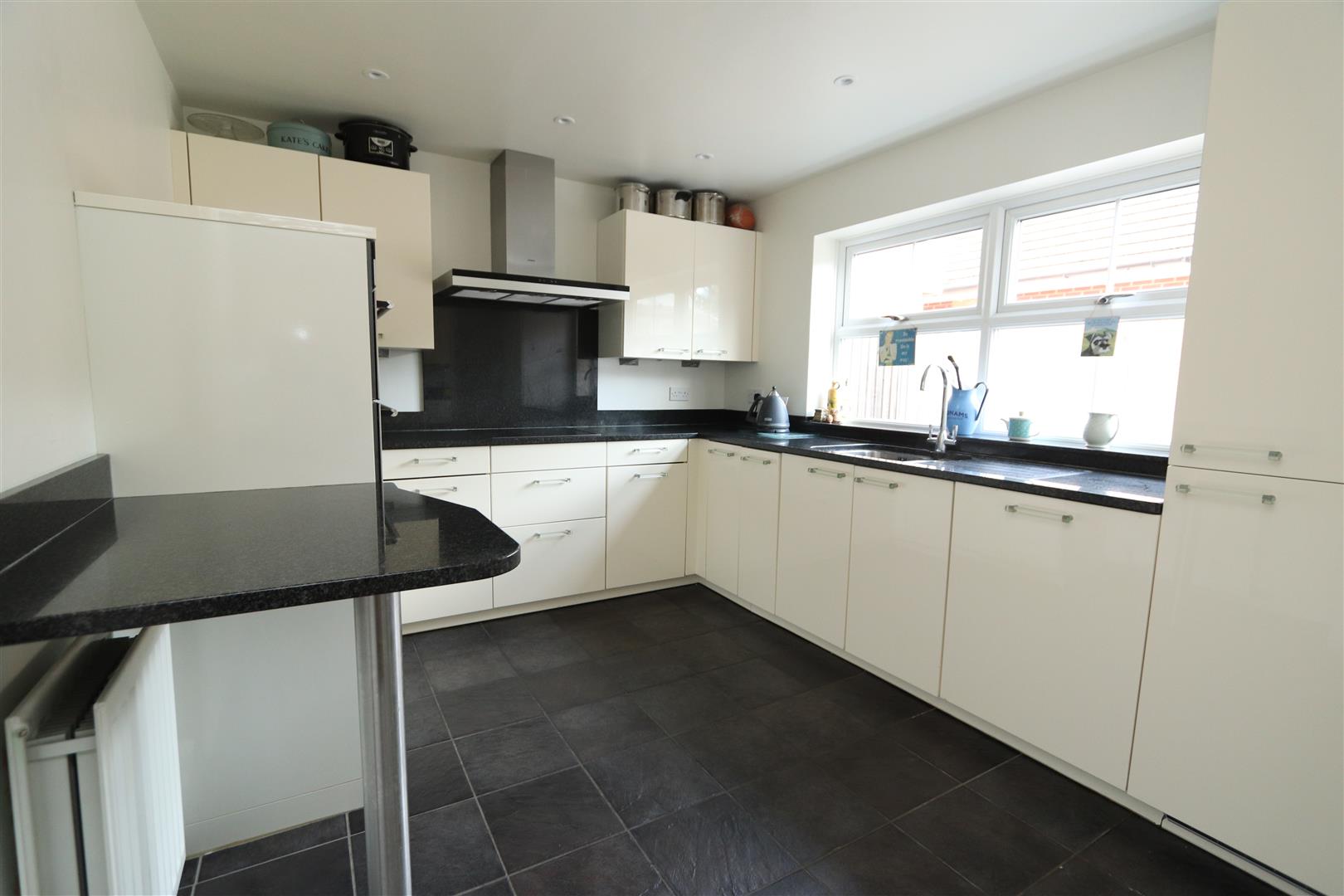 Property For Sale Langford Green, Hutton Poplars, CM13 4 Bedroom