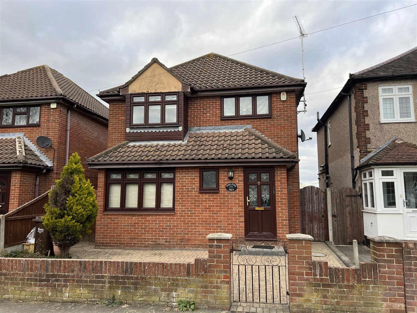Rayleigh Road Hutton Brentwood CM13