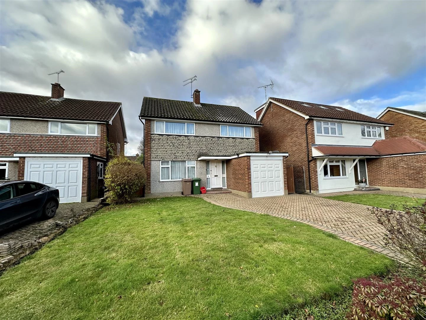 Lyndhurst Way Hutton Brentwood CM13