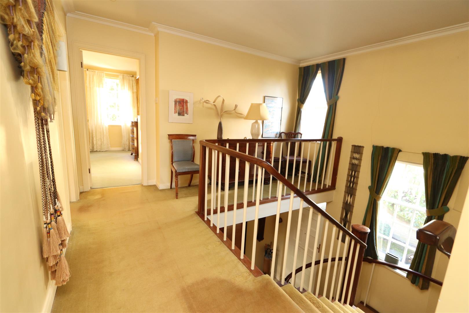 Property For Sale Hillwood Grove, Hutton Mount, CM13 5 Bedroom