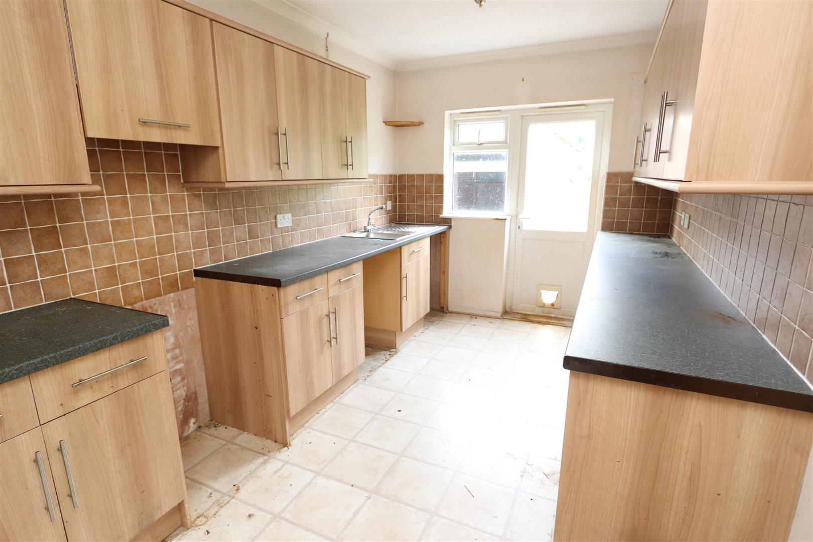 Property For Sale Rochford Avenue, Shenfield, CM15 3 Bedroom Bungalow