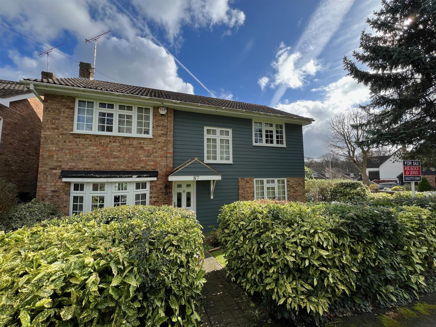 Property For Sale Priests Lane, Shenfield, CM15 4 Bedroom Detached