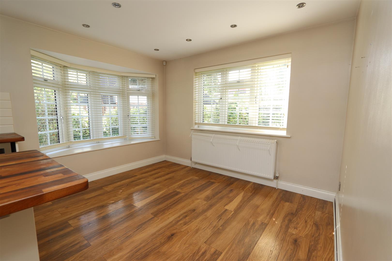 Property For Sale Priests Lane, Shenfield, CM15 4 Bedroom Detached