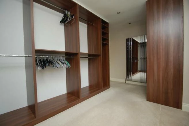 Bedroom 4.jpg