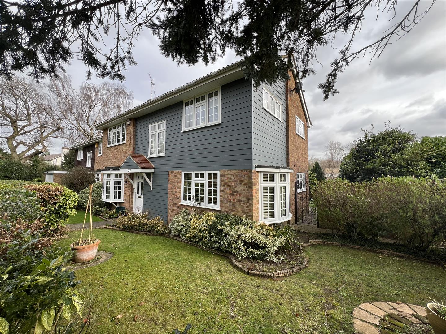 Property For Sale Priests Lane, Shenfield, CM15 4 Bedroom Detached