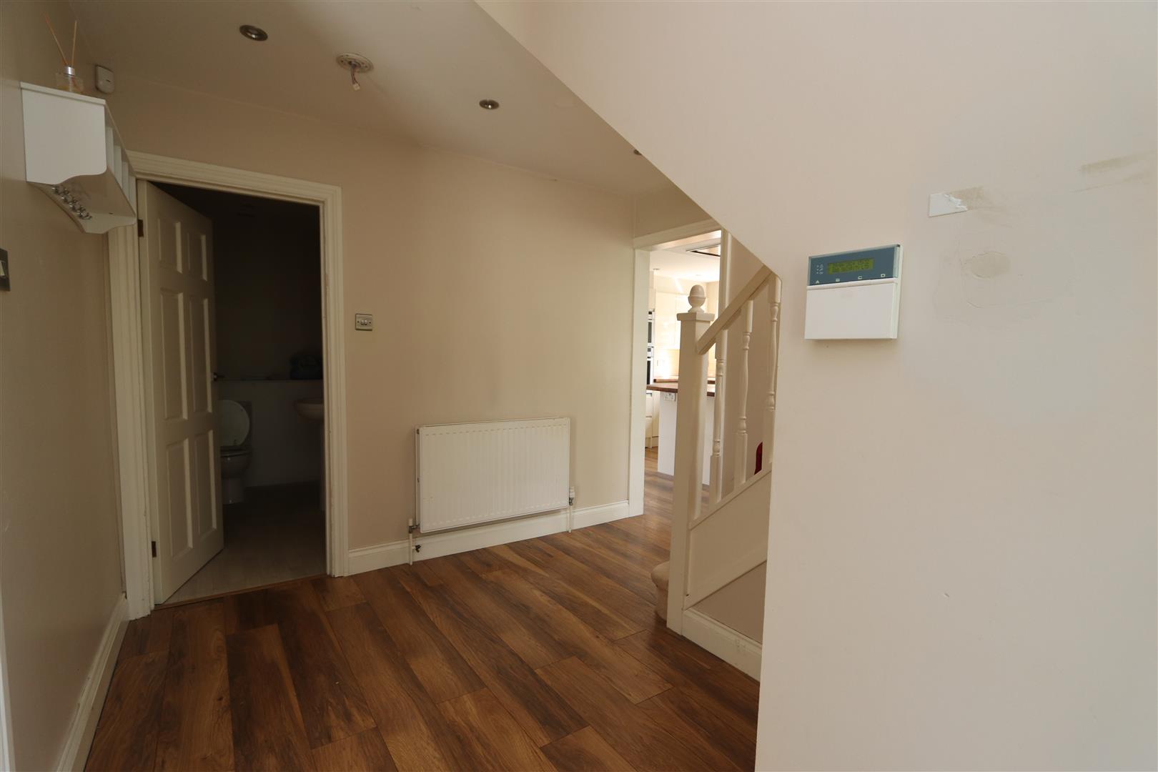 Property For Sale Priests Lane, Shenfield, CM15 4 Bedroom Detached