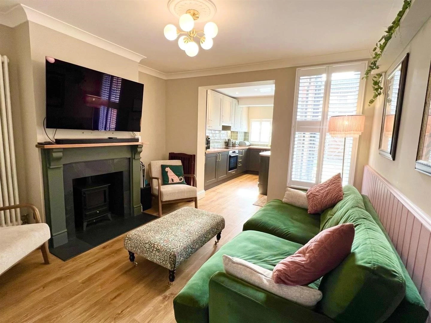 Living Room.jpg
