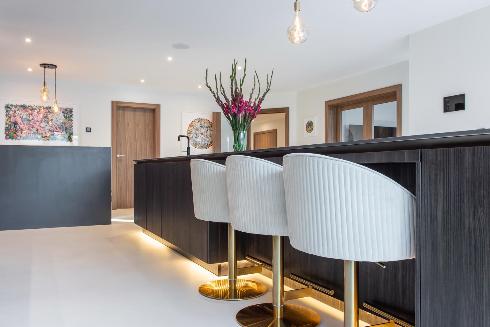 Property For Sale 3 Ridgeway, Hutton Mount, CM13 5 Bedroom Detached