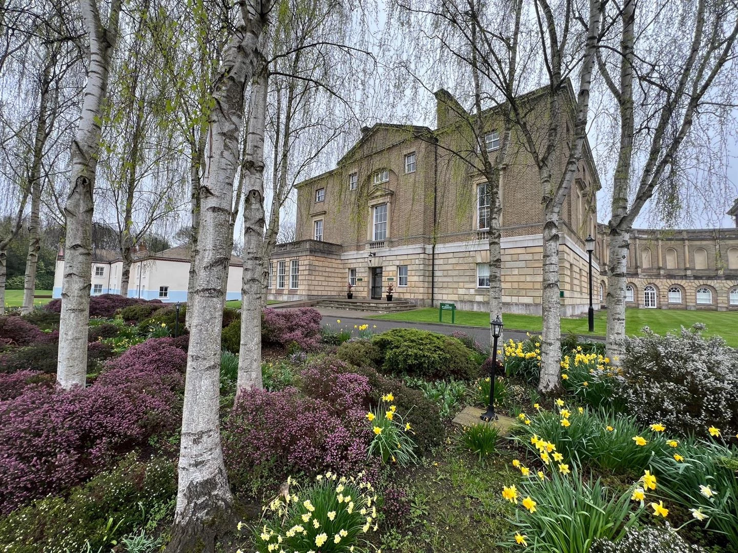 Thorndon Hall.jpg