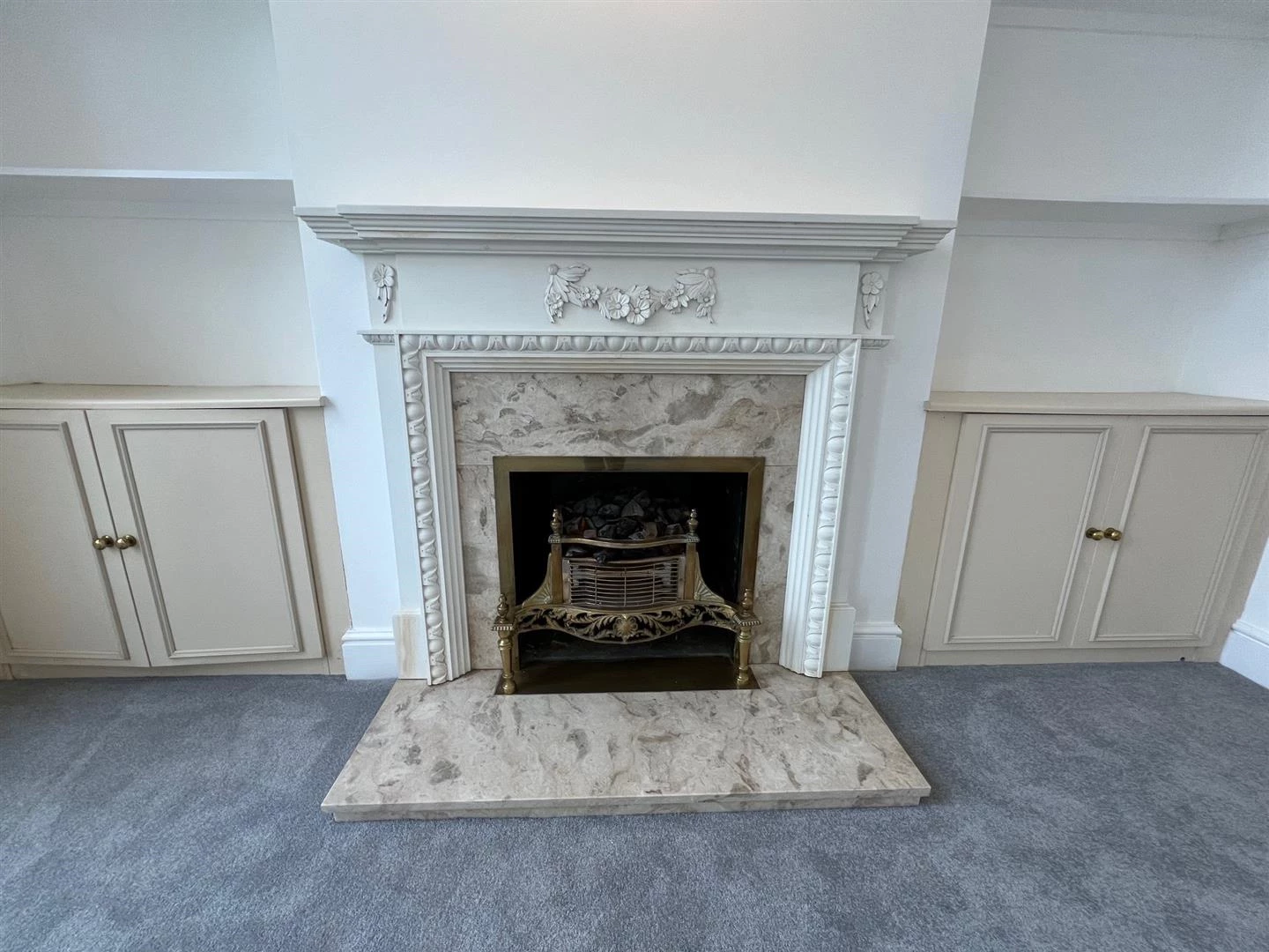 Thorndon Hall.jpg