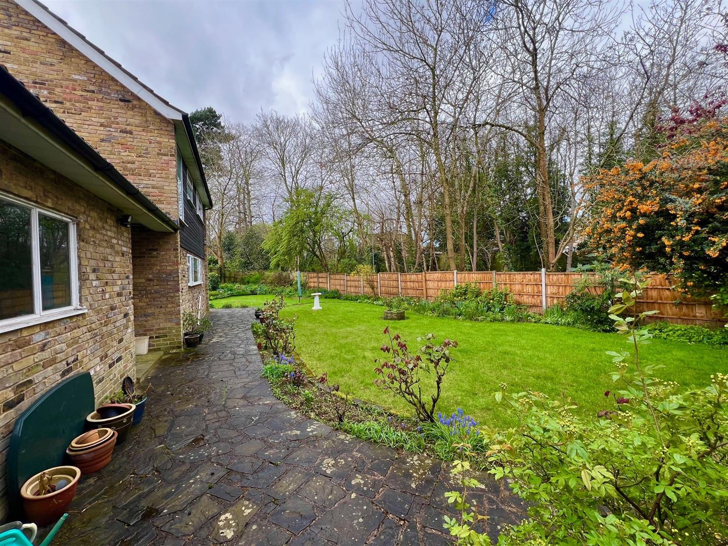 Property For Sale Mulberry Hill, Shenfield, CM15 4 Bedroom Detached through Meacock & Jones