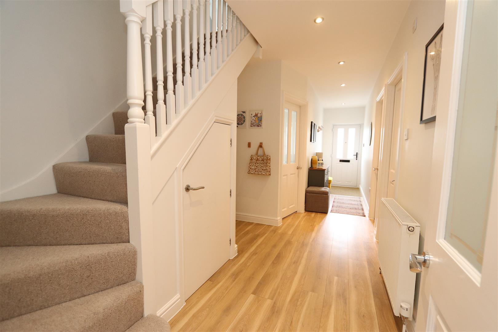 Property For Sale Delta Road, Hutton, CM13 4 Bedroom Bungalow Semi