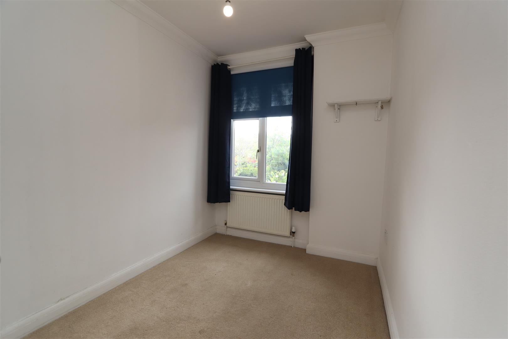 Property For Sale Rayleigh Road, Hutton, CM13 3 Bedroom Detached