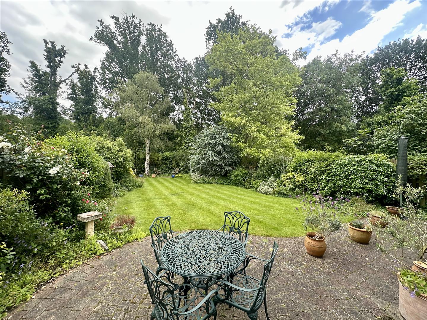 Property For Sale St. Andrews Place, Shenfield, CM15 4 Bedroom