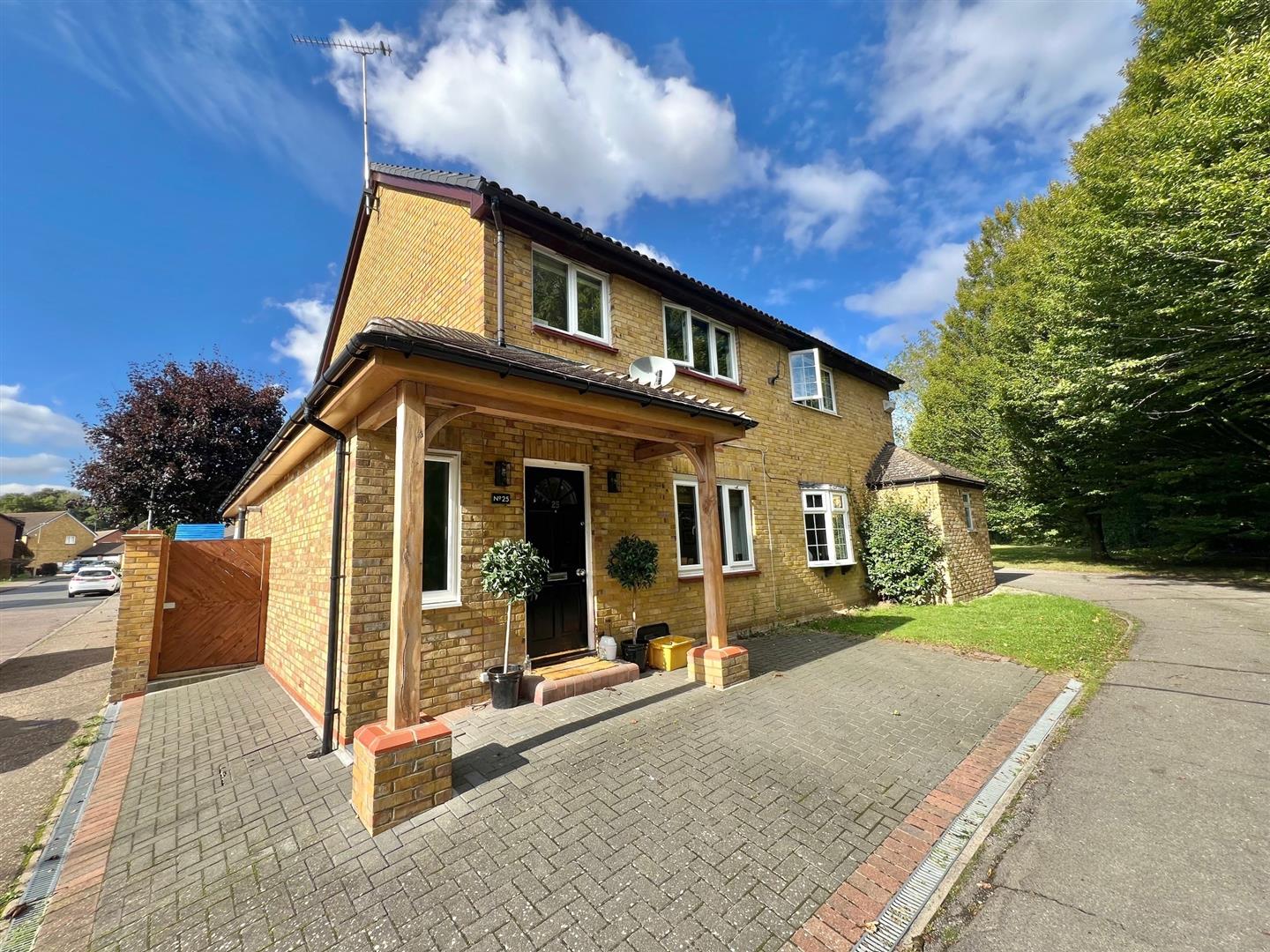 Roth Drive Hutton Brentwood CM13