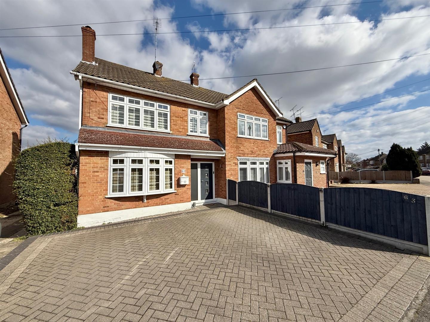 Chelmer Drive Hutton Brentwood CM13