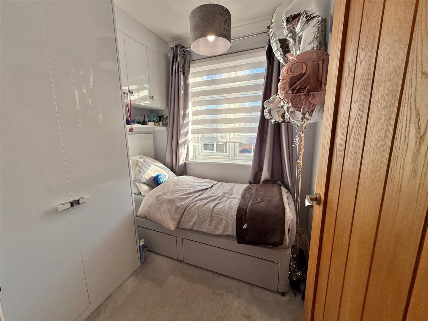 Bedroom.jpg
