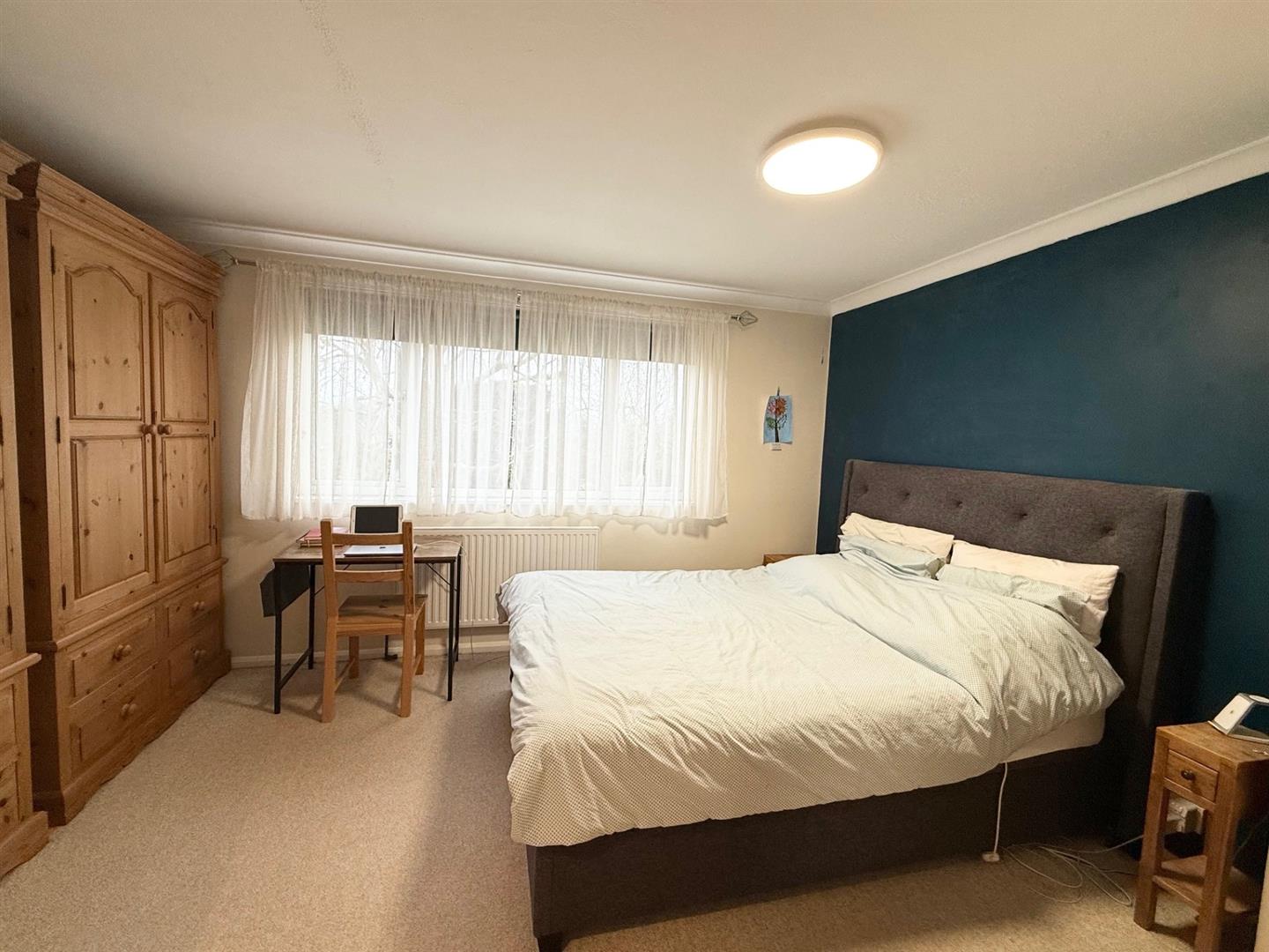 Bedroom.jpg