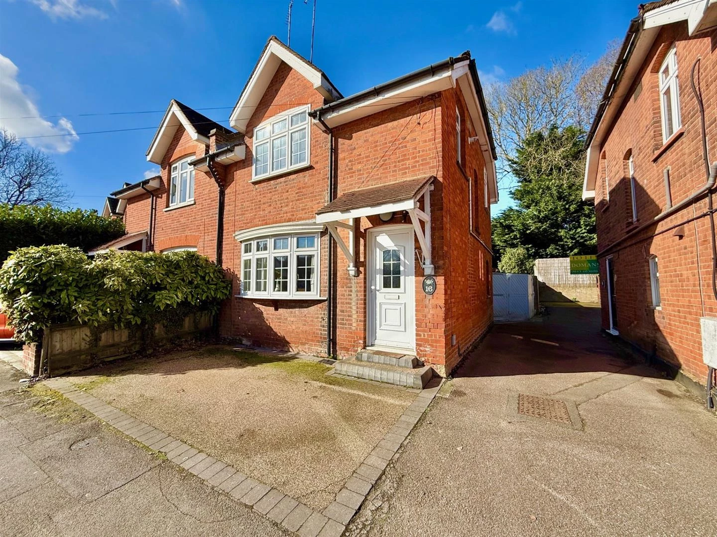 Rayleigh Road Hutton Brentwood CM13