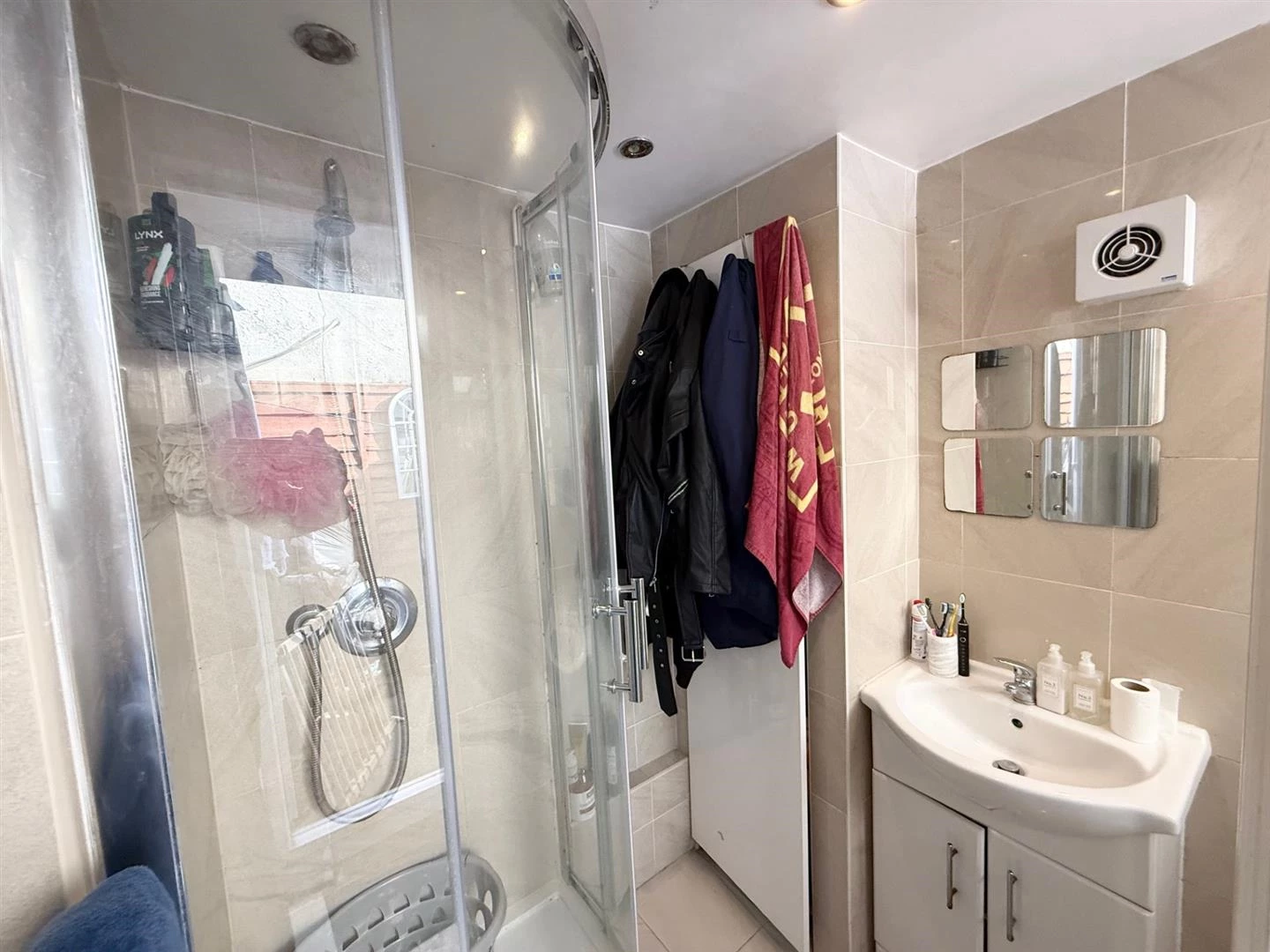Shower Room.jpeg