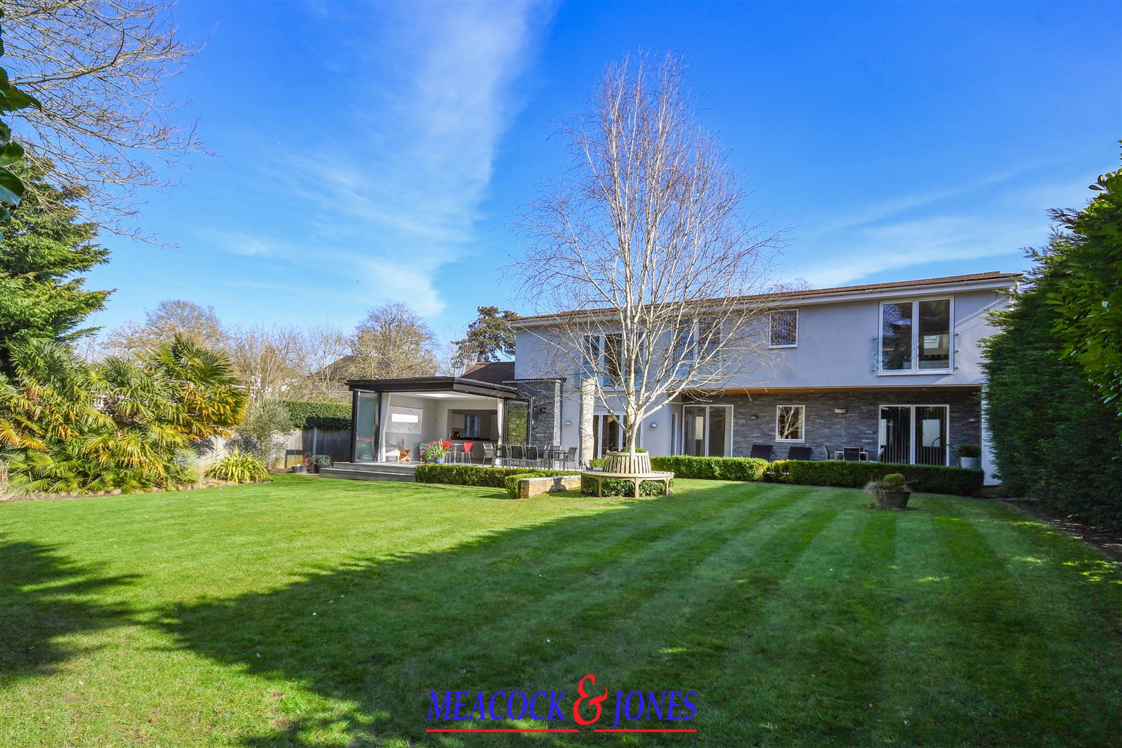 Roundwood Avenue Hutton Mount Brentwood CM13