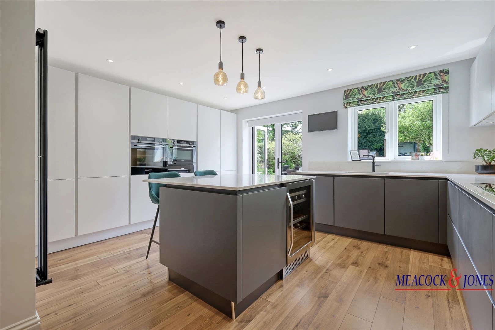 img_5766_22 copy 2.jpg