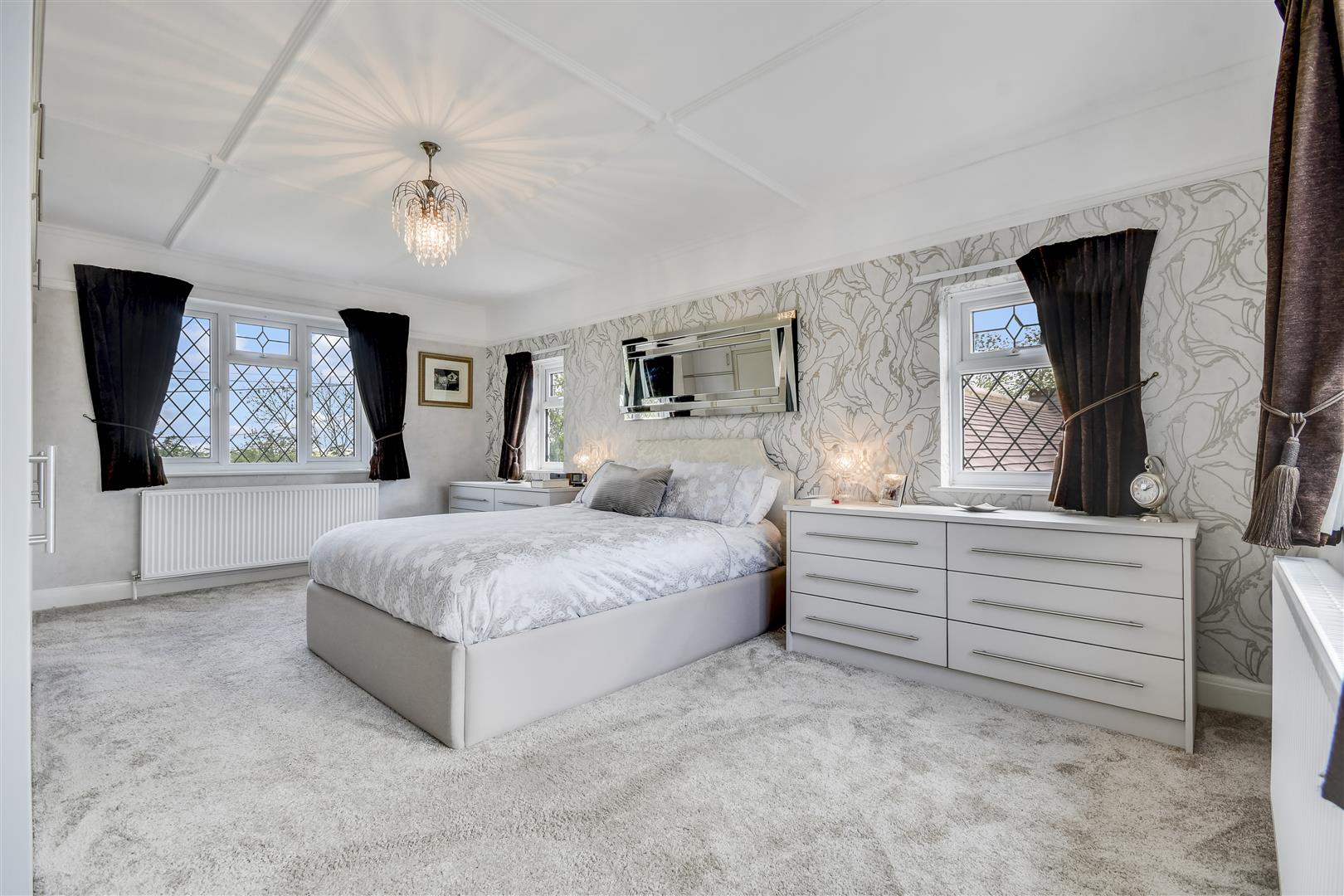 Property For Sale Little Warley Hall Lane, Little Warley, CM13 | 3 ...