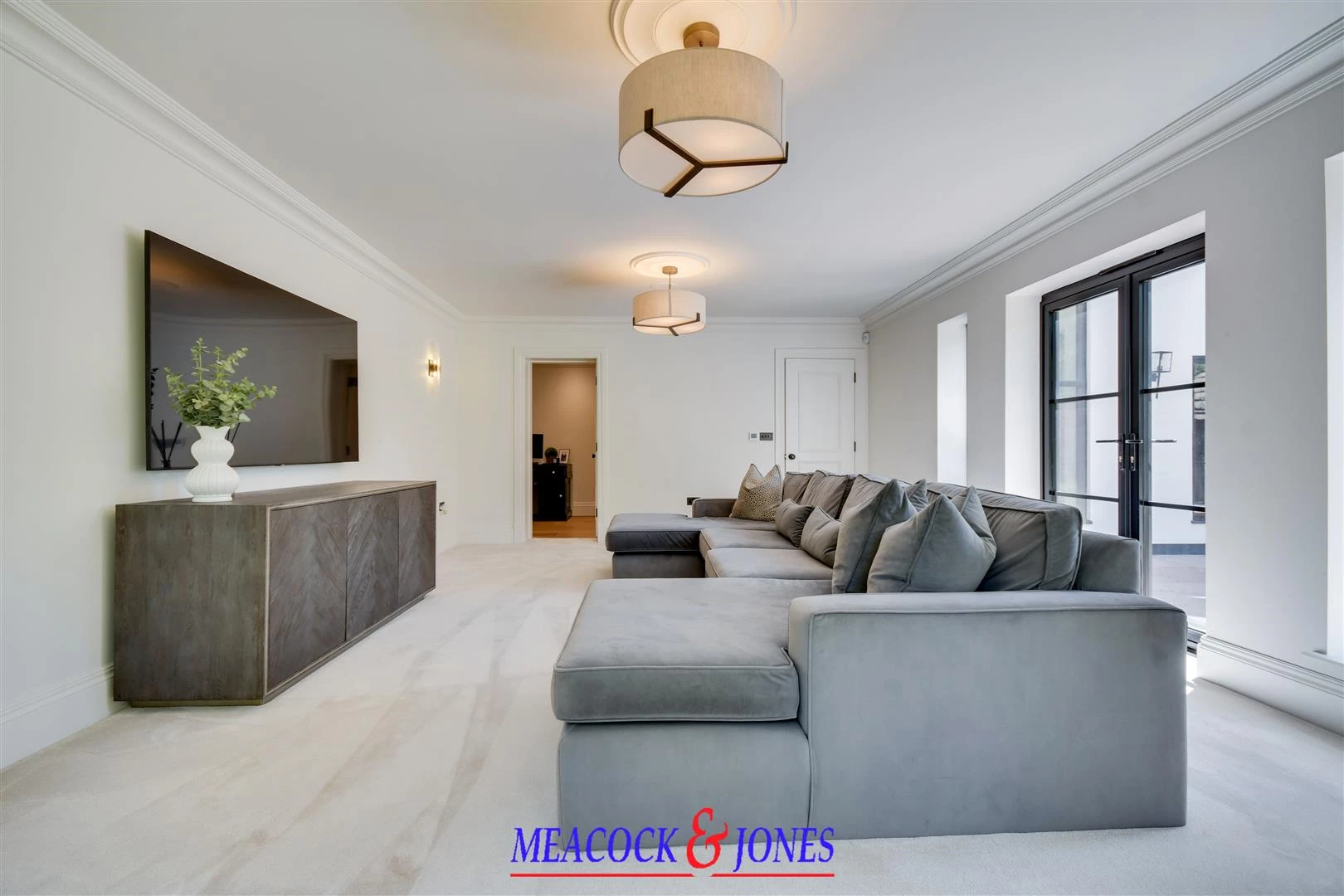 DSC_8163-DSC_8167 copy.jpg